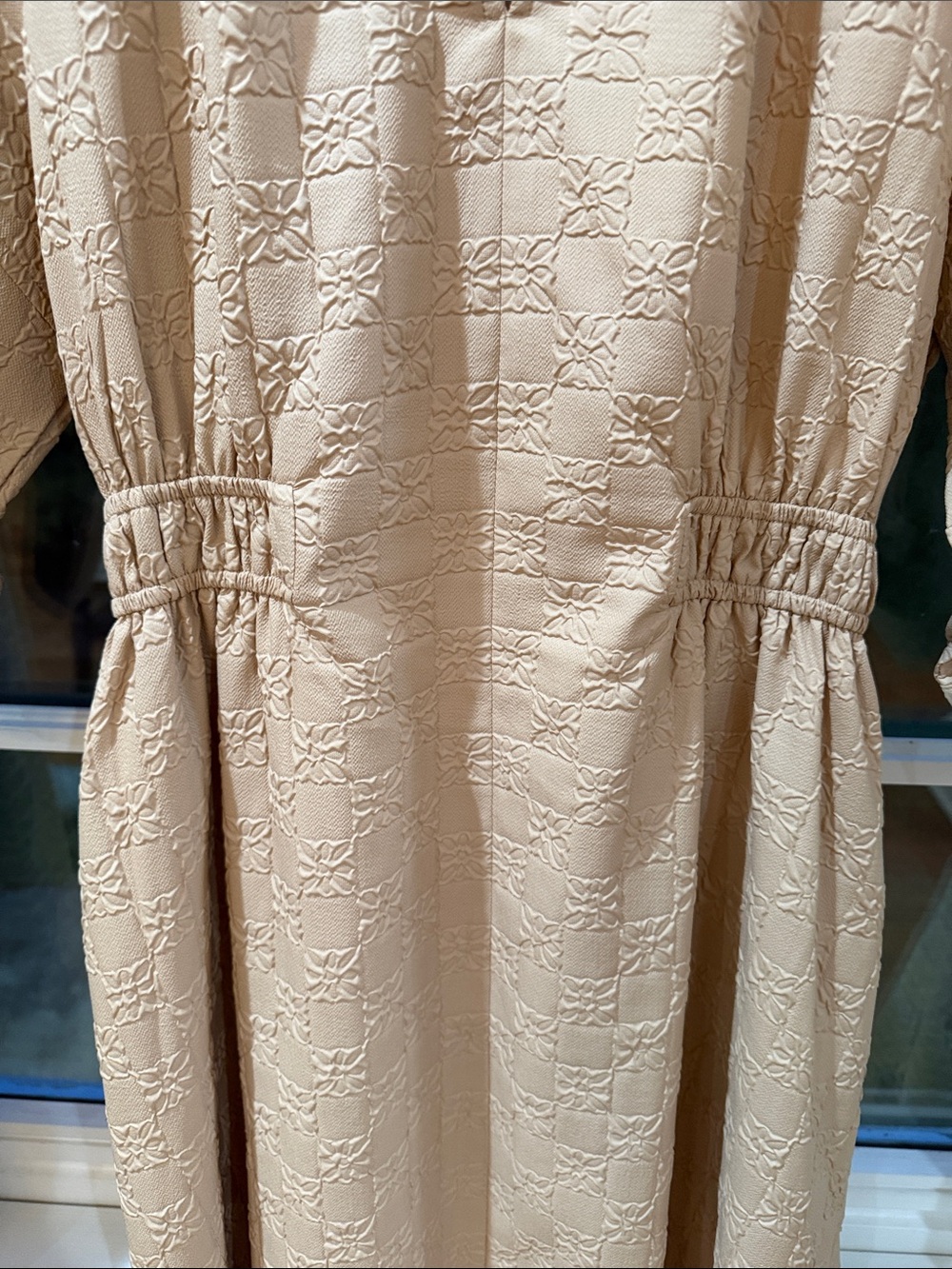 Coastal Grandmillennial Textured Tan Maxi Dress Smocked Pockets Entro Small - Picture 5 of 15